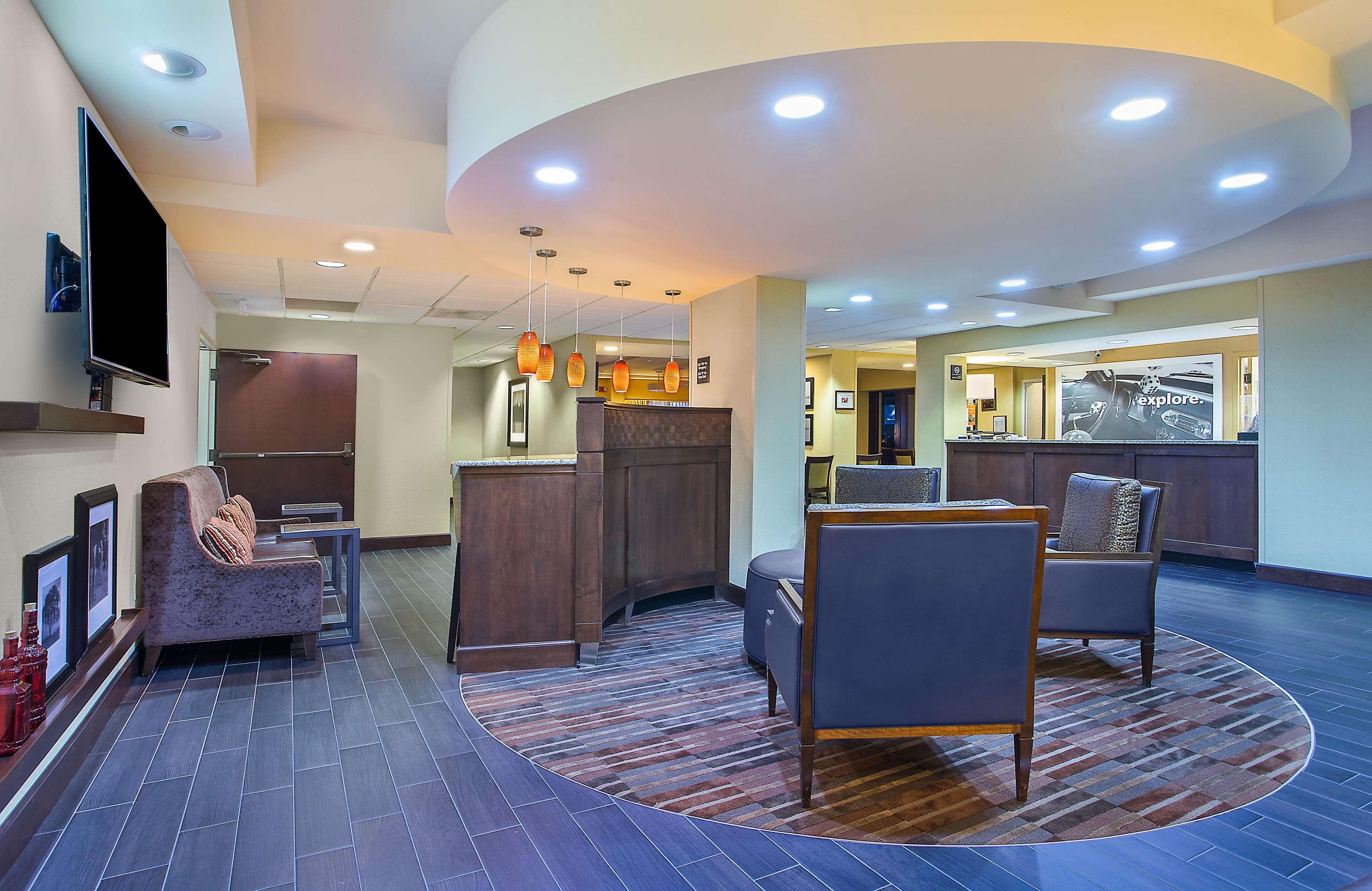 Hampton Inn Conyers Buitenkant foto