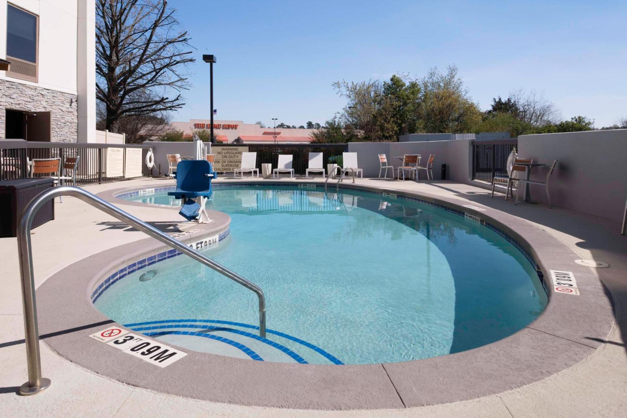 Hampton Inn Conyers Buitenkant foto